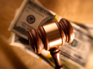 lawsuit-settlement-financial-advisor